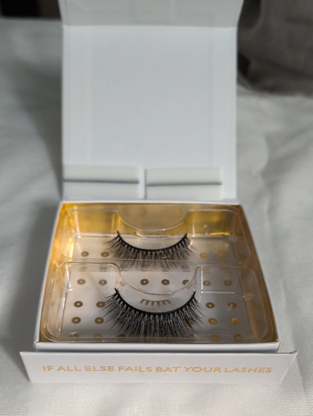 NIB Battington Monroe 3D Silk Lashes + 2X Eyelash Adhesive Strips Bundle Kit